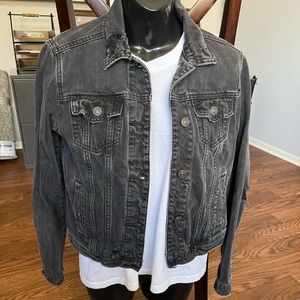 Abercrombie & Fitch black distressed jean jacket
